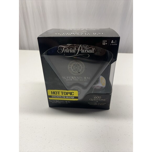 Rare USAopoly Supernatural Trivial Pursuit Hot Topic Exclusive Join The Hunt - Picture 1 of 5